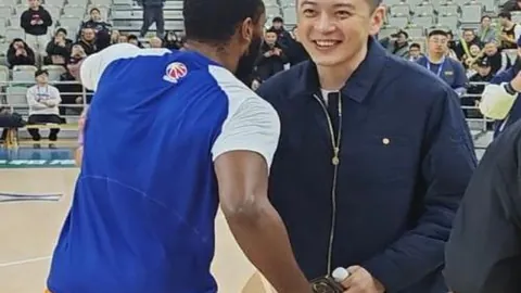 活力校园普陀盛，亚运体育风绚烂多彩活动燃情！